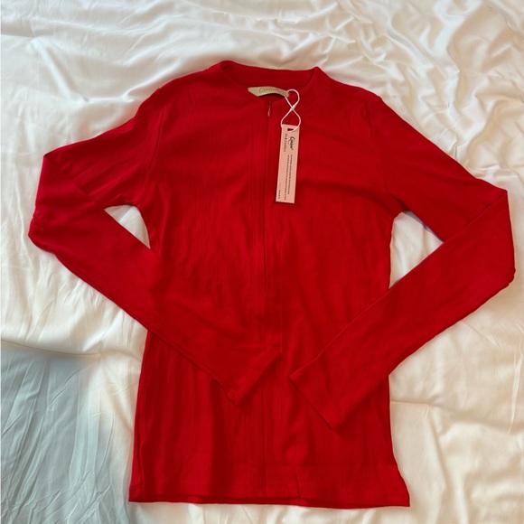 Qinsen Tops - Qinsen Red Ribbed Long Sleeve Top